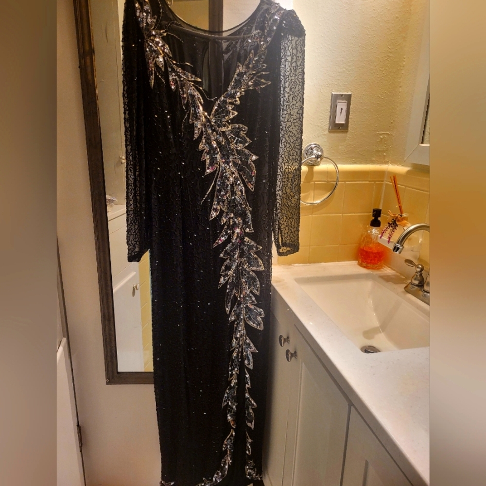 Black Tie vintage black and silver sequin dress long sleeve